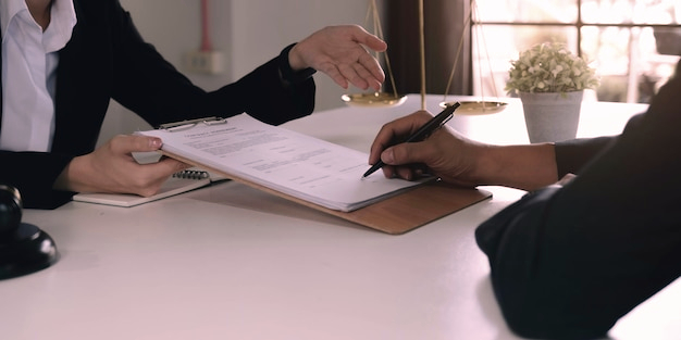 law-attorney-services"